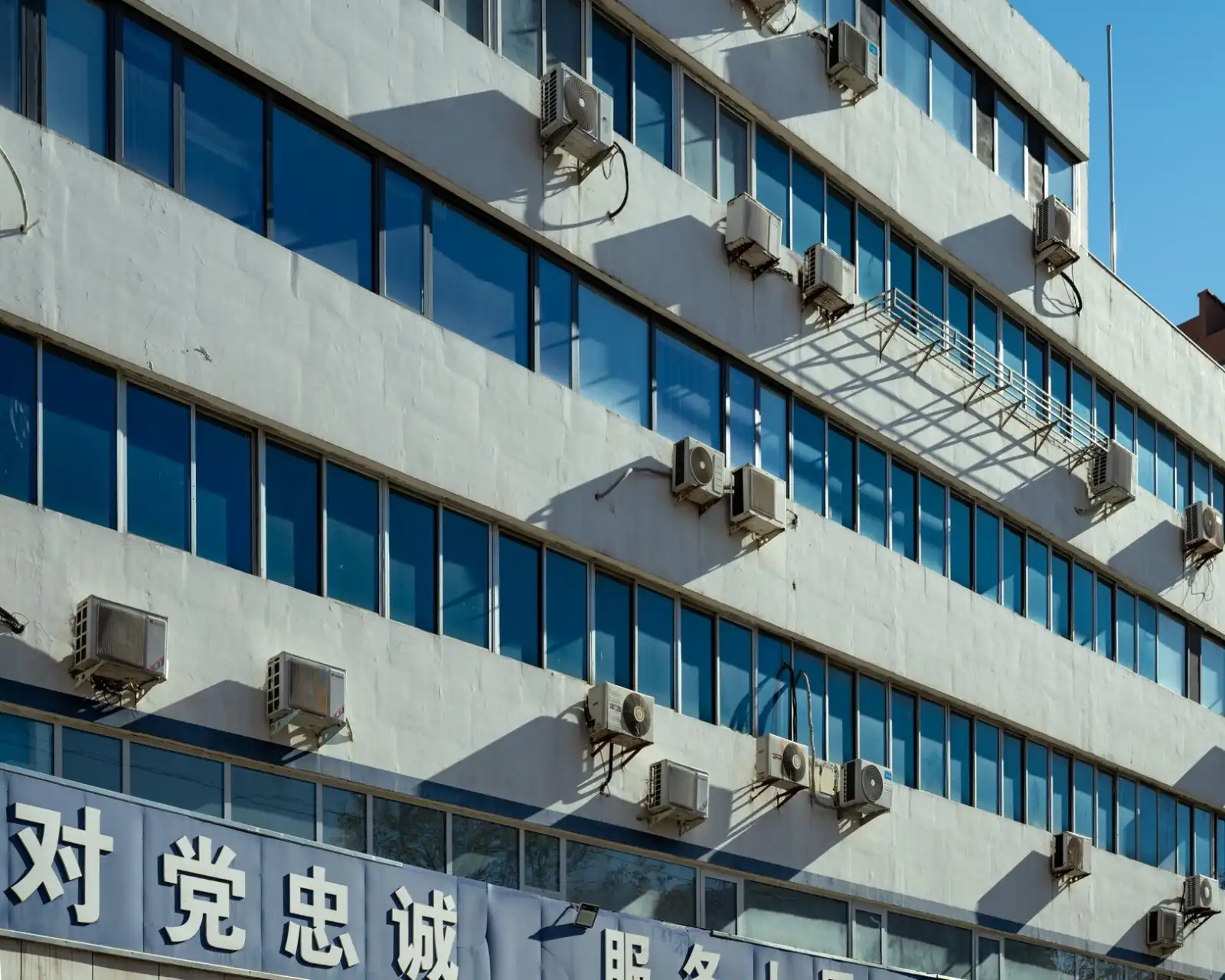 2024年产品广告片拍摄预算指南：不同规格报价与效果对比