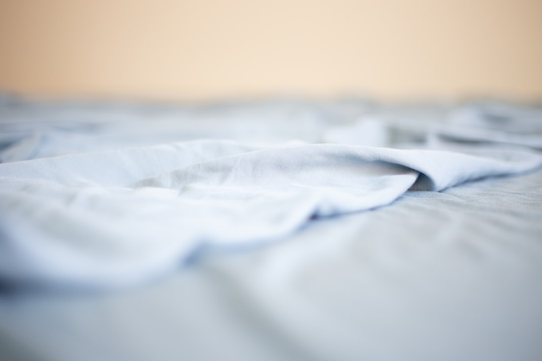 重庆企业如何选择广告片拍摄服务商？5个技术指标对比分析